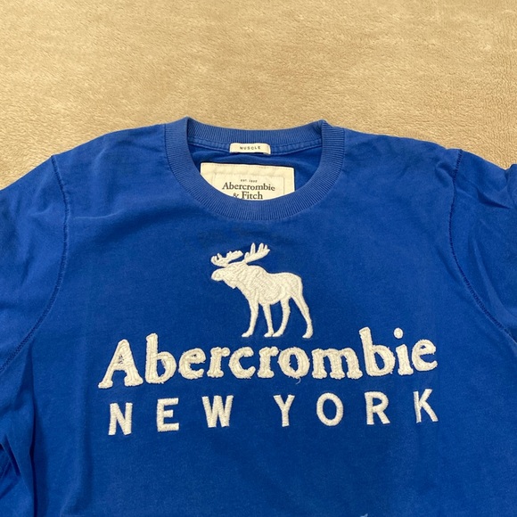 A&F tee - Picture 1 of 2